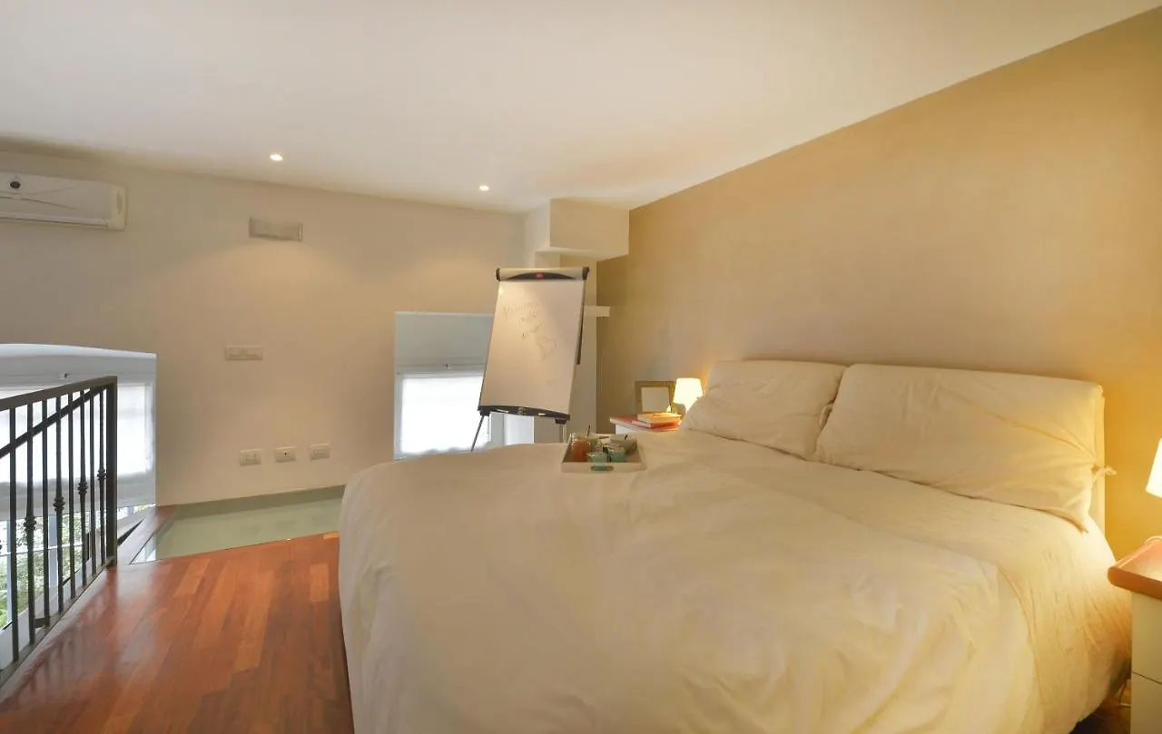 Cassala Halldis Apartments Milan