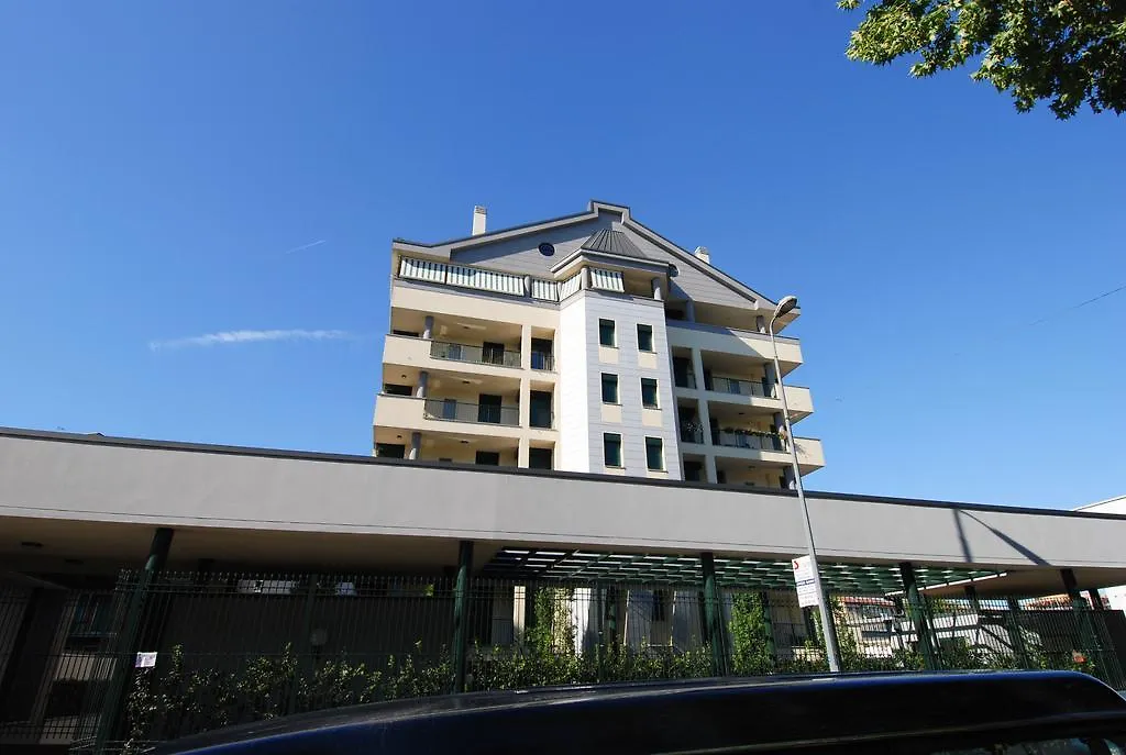 Cassala Halldis Apartments Milan 0*,